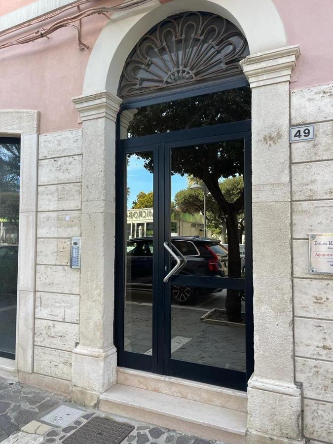 Casa Bolina - Centro Termoli Lejlighed Eksteriør billede