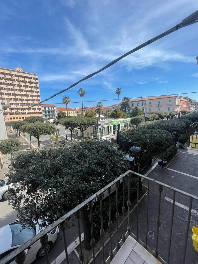 Casa Bolina - Centro Termoli Lejlighed Eksteriør billede